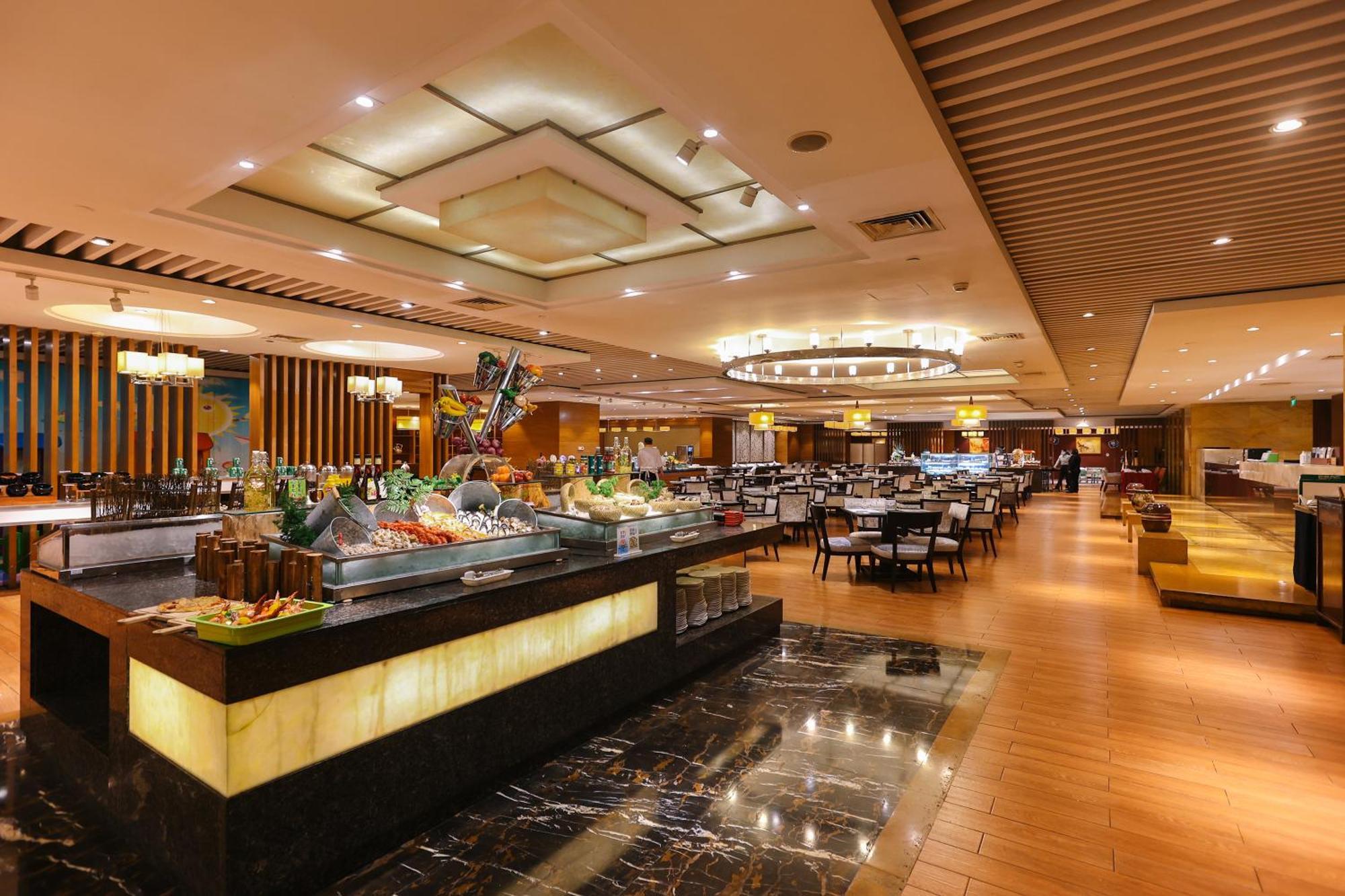 Wuhan Jin Jiang International Hotel Exterior foto